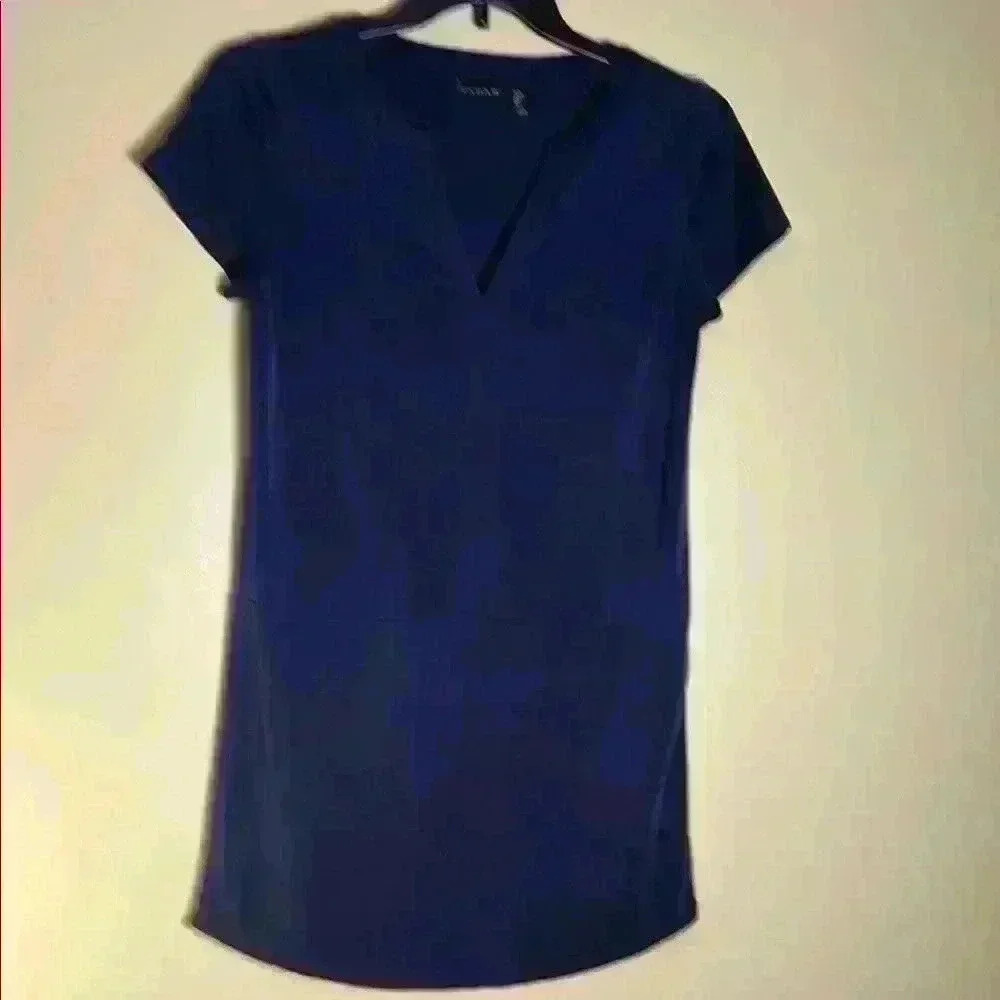 Tahari women dress.